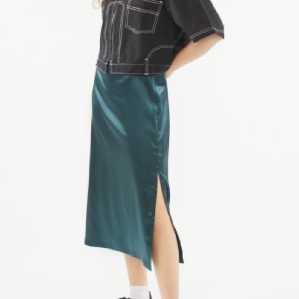 XS Urban Renewal Remnants Pull-On Satin Midi Skirt